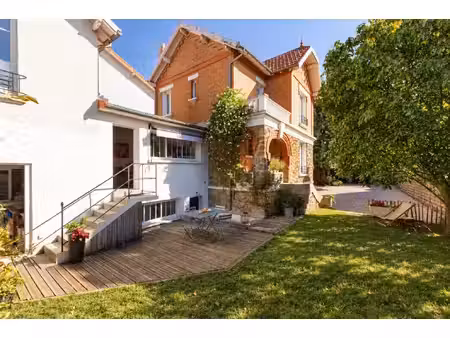 maison de charme de 163 m² au centre village de montesson