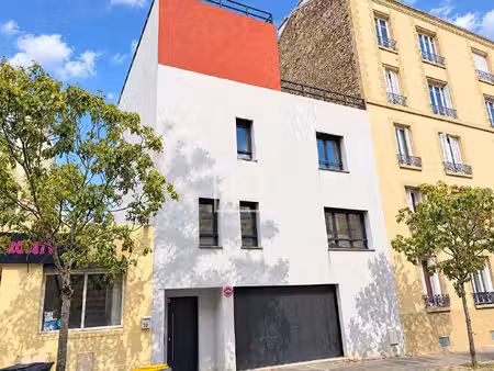maison contemporaine de 270 m² avec 120 m2 de terrasse