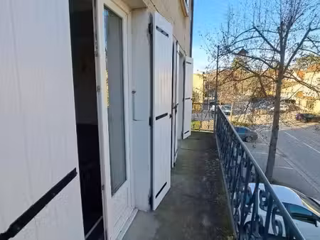 t3 avec balcon