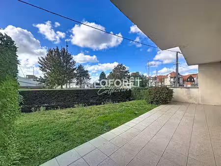 appartement 2 chambres  2places de stationnement  cave