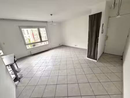 a louer - appartement t3 de 63.43 m² - rue david 69003 lyon