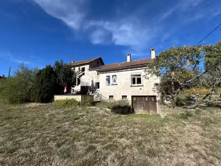 maison de charme avec vue sur la vallée creusoise