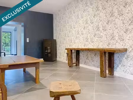 maison de ville tout juste rénovée du sol au plafond !