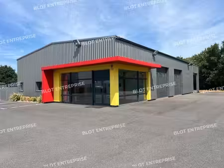 location local d’activités treffendel 35380 342m²