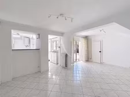 vente maison à angers centre (49000) : à vendre / 94m² angers centre