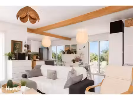 maison/villa t6 de 121 m2