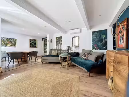 maison de village de caractère rénovée avec garage et extérieurs à barbentane