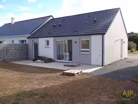 plessé  maison 3 chambres