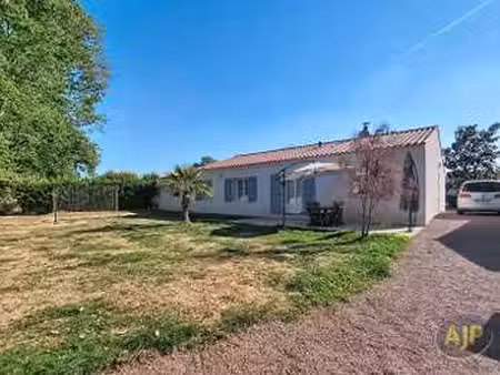 vente maison à vieillevigne (44116) : à vendre / 109m² vieillevigne