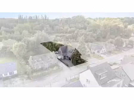 maison 4 chambres et 2 salles de bains dans quartier calme