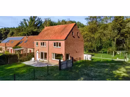 maison à vendre à lille pour € 475.000 avec 3 chambres à coucher