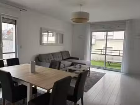 location appartement 3 pièces meublé à angers centre (49000) : à louer 3 pièces meublé / 8