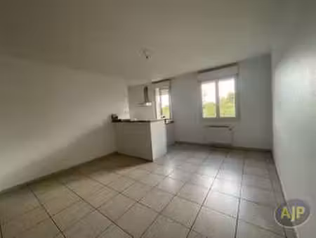 location appartement 3 pièces à la romagne (49740) : à louer 3 pièces / 48m² la romagne