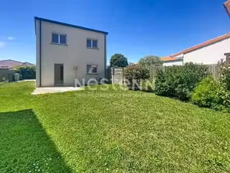 location maison à cholet (49300) : à louer / 91m² cholet