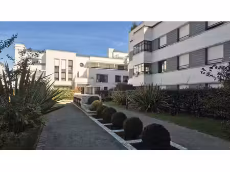appartement t4 en rdj - zac des studios chessy