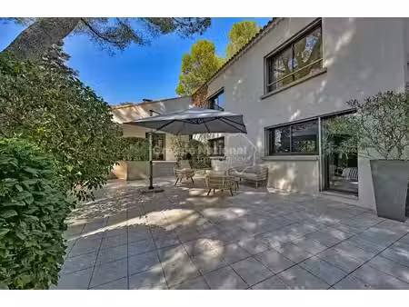 vente maison 5 pièces 194 m² à nimes (30000)  580 000 €