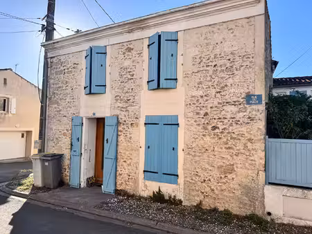 vente maison 3 pièces  63.77m²  lussant