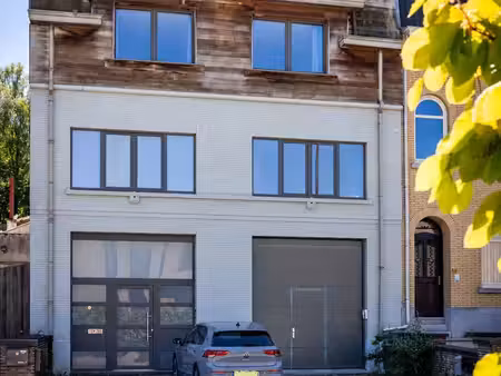ruim wonen met terras en 3 slaapkamers