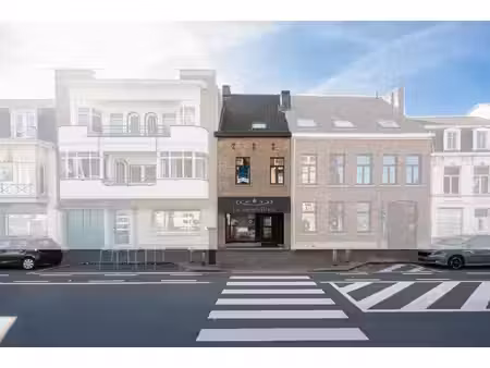 stijlvolle woonst te koop in eeklo - recent gerenoveerd met diverse mogelijkheden in een l
