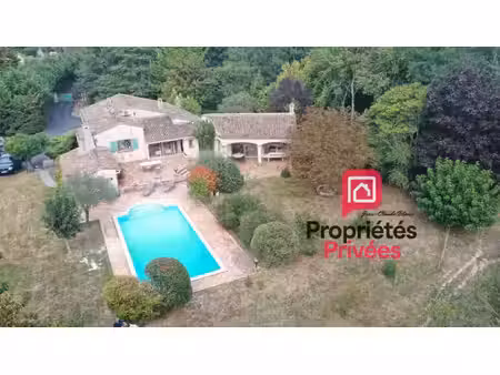 découvrez le charme et les volumes d'une maison d'architecte - 300 m2 - 4 chambres à pugna