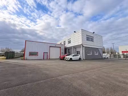 location local d’activités saint-jean-de-braye 45800 692m²