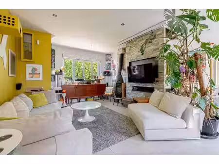 charmant pavillon familial avec jardins  terrasse et garage doub