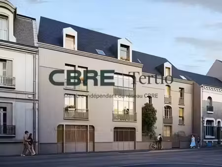 vente commerce tours 64 m²