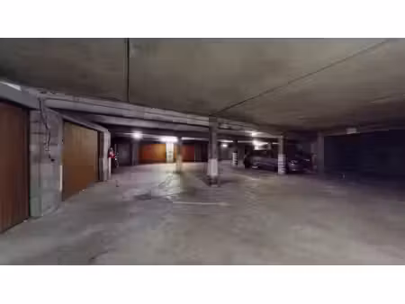 vente parking / box 1 pièce  20.00m²  biarritz