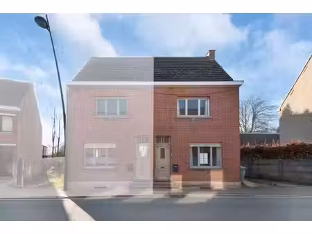 te renoveren woning op een gegeerde locatie in moortsele