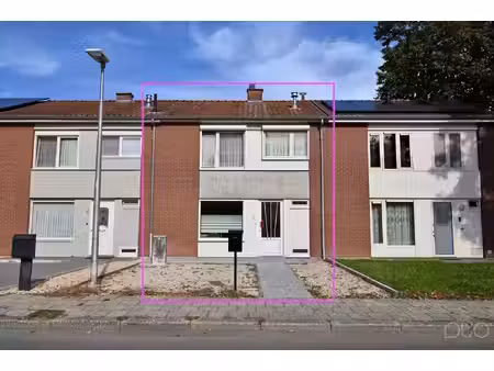woning met veel potentieel in een rustige woonwijk in sint-truiden