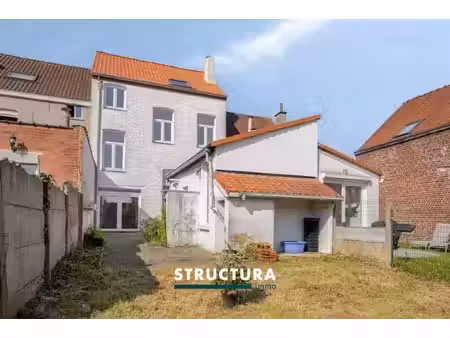 veelzijdige woning (kangoeroewonen  wonen/werken  ...) met tuin en oprit