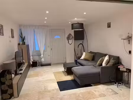 location meublée maison 3 pièces 71.72 m² à sorgues (84700)  780 €
