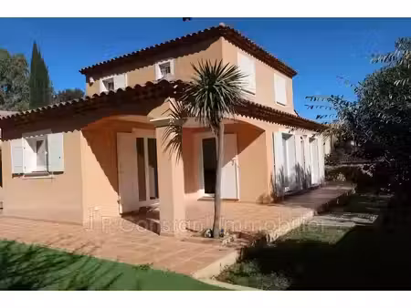 location villa 5 pièces 150 m² à la ciotat (13600)  2 500 €
