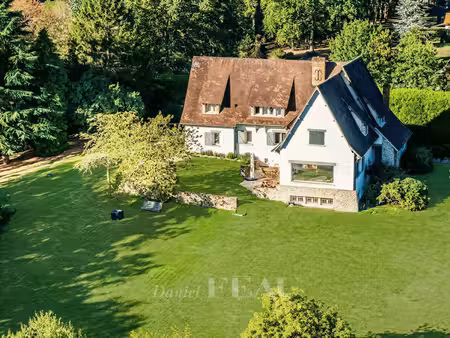 montfort-l'amaury  île-de-france  france with id 2886358933