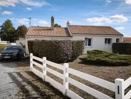 vente maison à chaumes-en-retz (44320) : à vendre / 83m² chaumes-en-retz