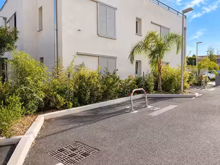 vente parking à six-fours-les-plages (83140)  9 500 €