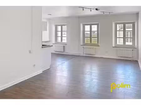 bel appartement f4 de 79 m2 avec grenier au dessus   parfait