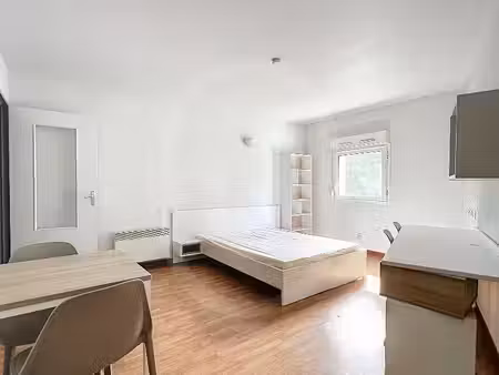 location appartement 1 pièce 23m² montpellier 34000