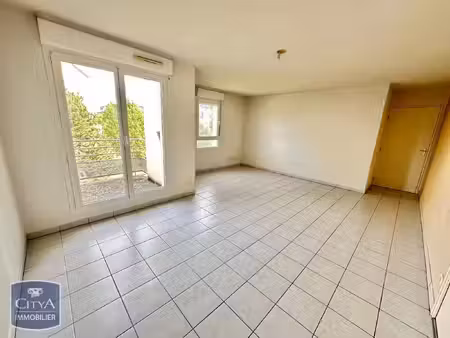 appartement à louer 3 pièces 63.95 m² - laon (02) - 635€