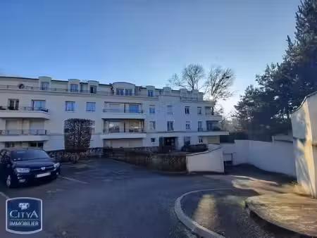 parking à louer 12 m² - saint-jean-de-braye (45) - 63€