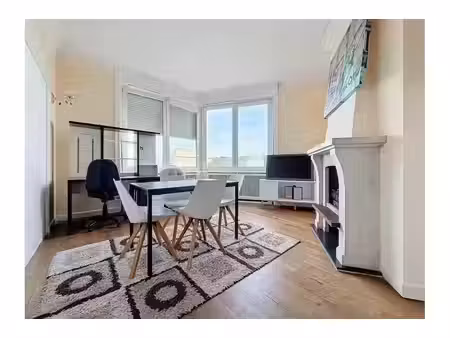 appartement à louer avec 3 chambres   schaerbeek (vbe77346)