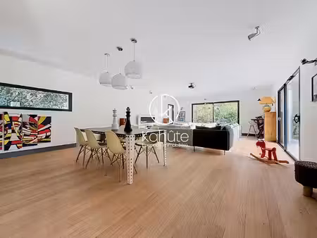 achat maison 8 pièces 197m²