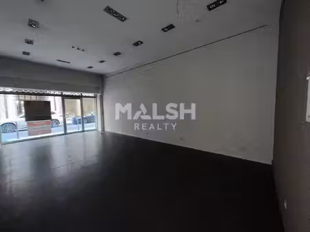 location local commercial 79m²