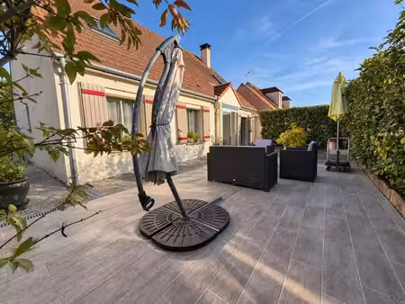 verneuil-en-halatte – exclusivité – maison familiale de 160 m² – vivable de plain-pied