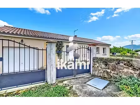 maison de 92 m² à preaux - 230 000 €