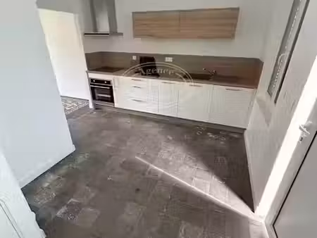 location maison 3 pièces 54 m² à lézignan-corbières (11200)  700 €