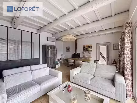 location meublée maison 4 pièces 106 m² à six-fours-les-plages (83140)  1 988 €