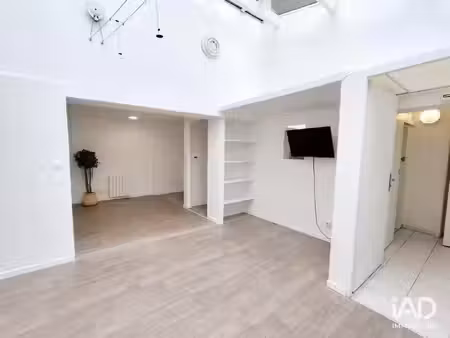 location local d’activités 76 m²