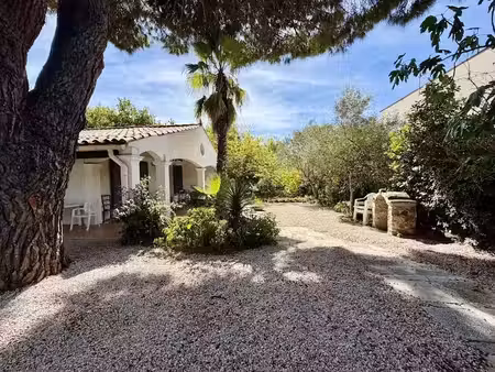 location maison 4 pièces 83 m² à grau d'agde (34300)  1 330 €
