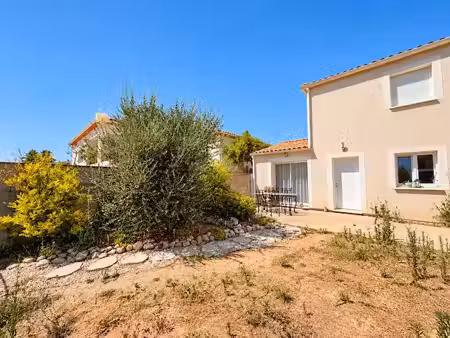 vente villa 4 pièces 85 m² à pouzols (34230)  258 000 €